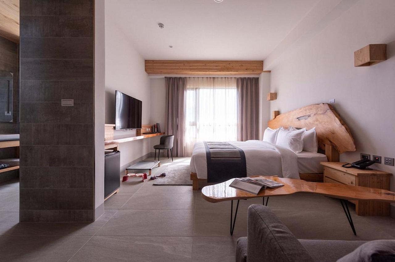 Skyebay Club Hotel Hengchun Exterior photo