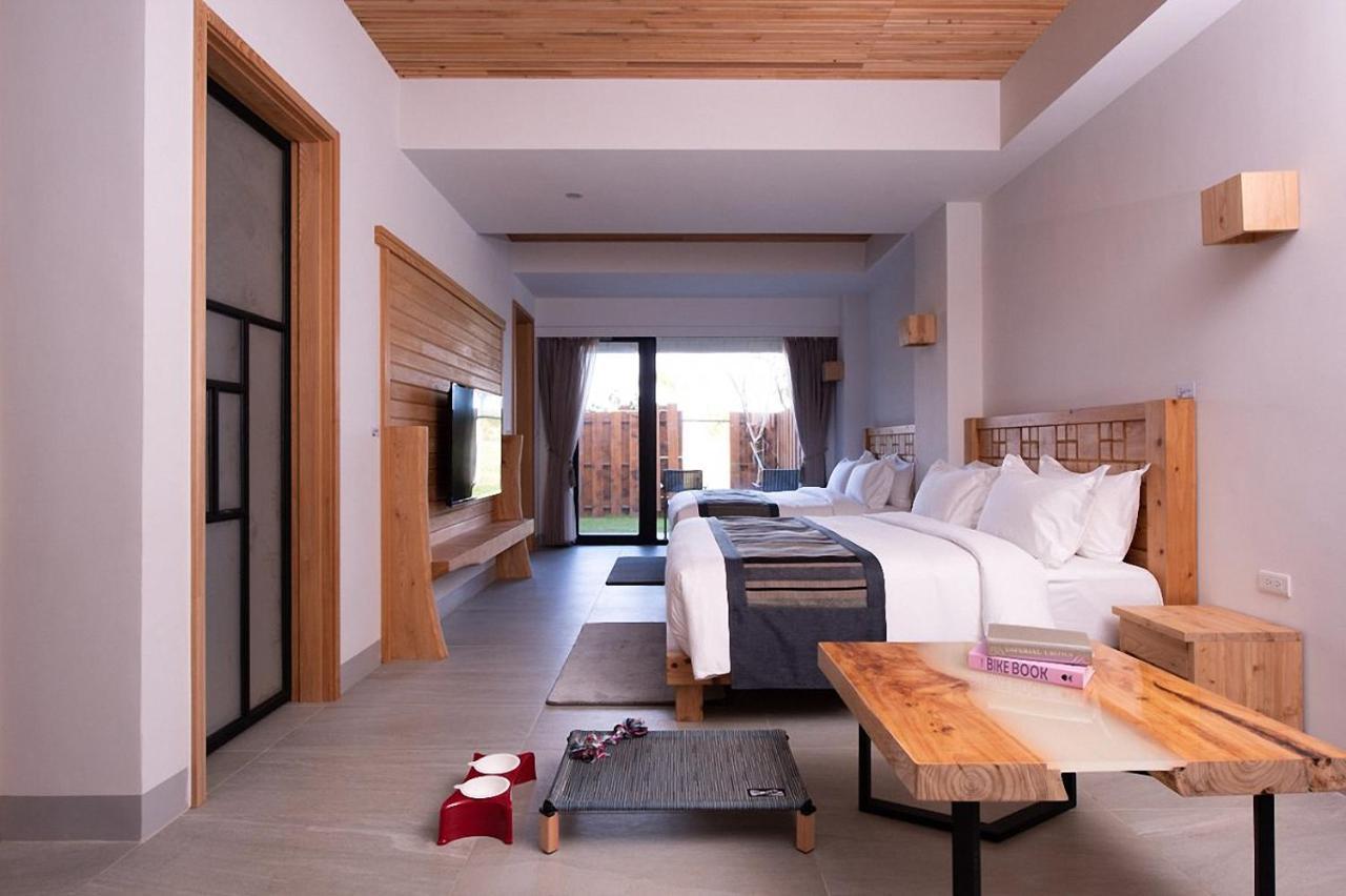 Skyebay Club Hotel Hengchun Exterior photo